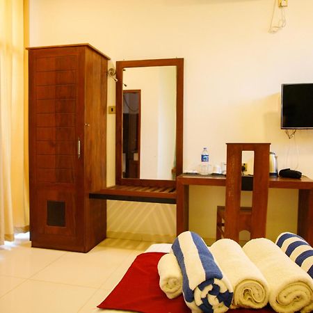 Monaara Resort - Anuradhapura Bagian luar foto